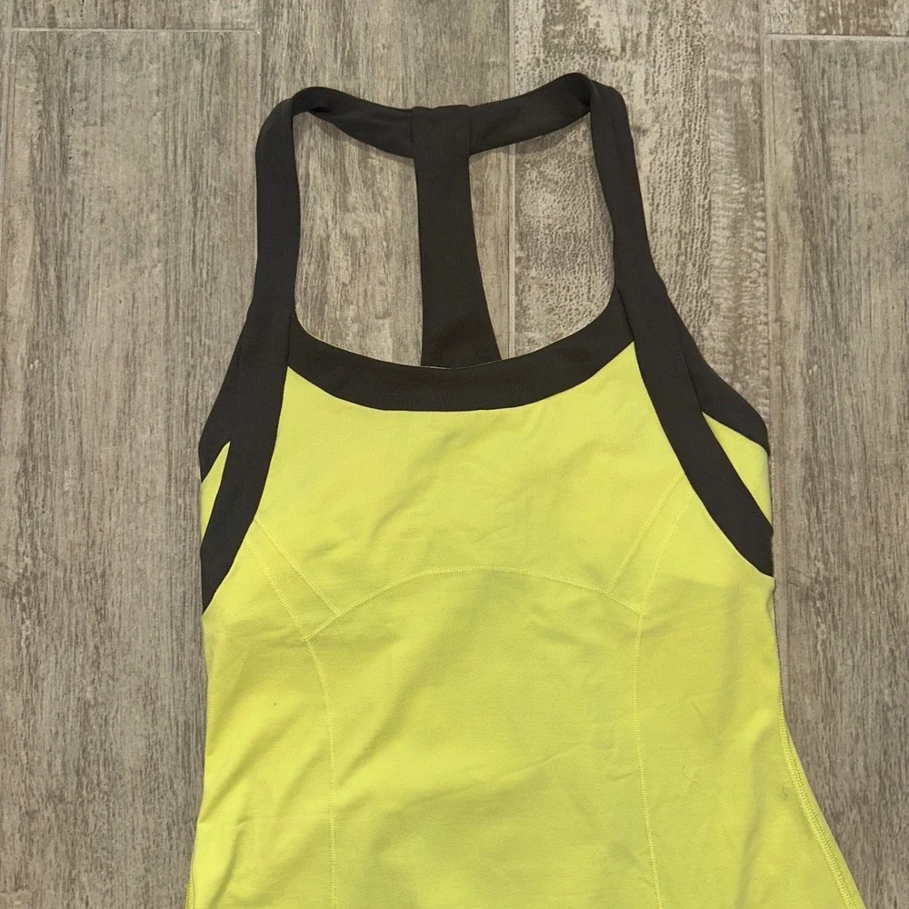 Alo Yoga Neon Yellow Grey Racerback Tennis Athletic Dress Built In Bra Small